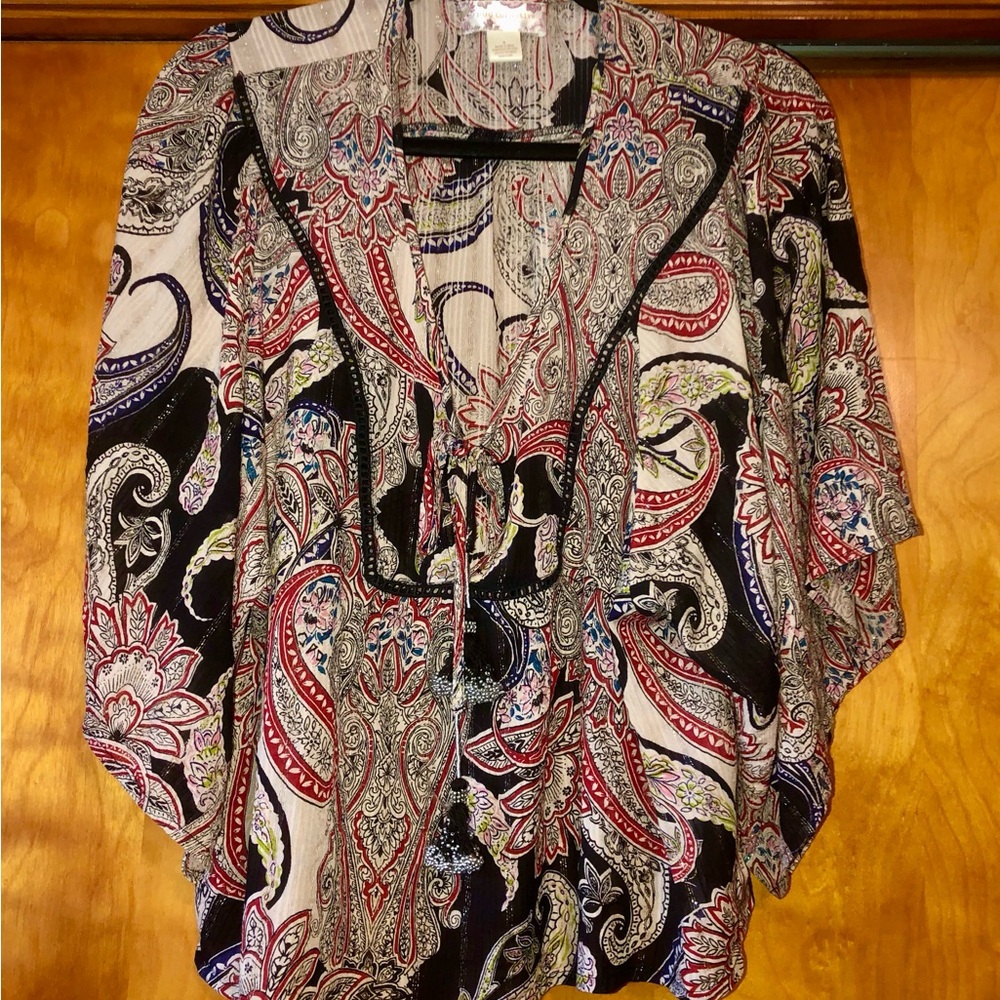 B.O.G COLLECTIVE Paisley Print V-Neck Women’s Top - Black & Red